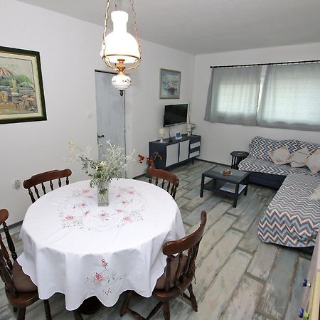 Apartments By The Sea Vinjerac, Zadar - 13811 Posedarje Room photo